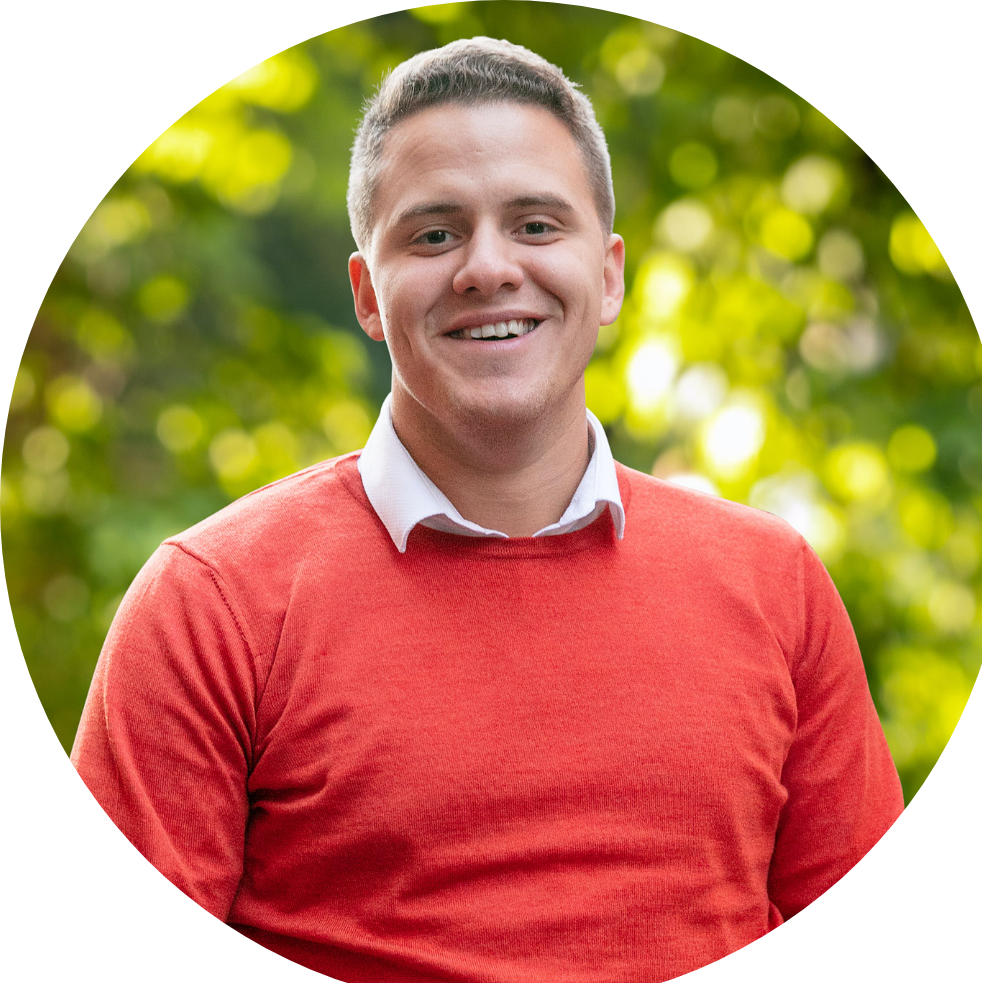 Portrait of Sebastian Chaves, agile project manager and Scrum Master in Stockholm